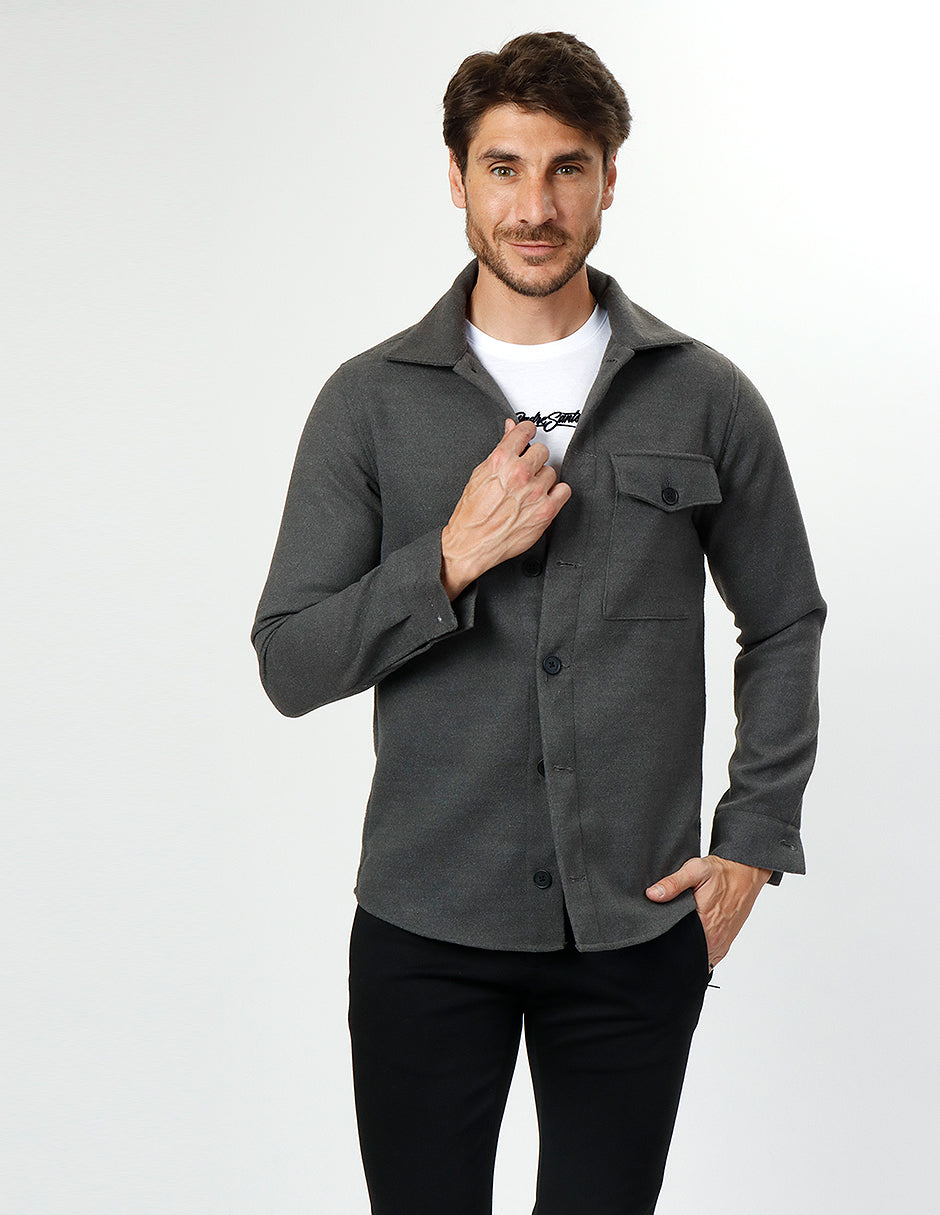 Sobre Camisa Gris